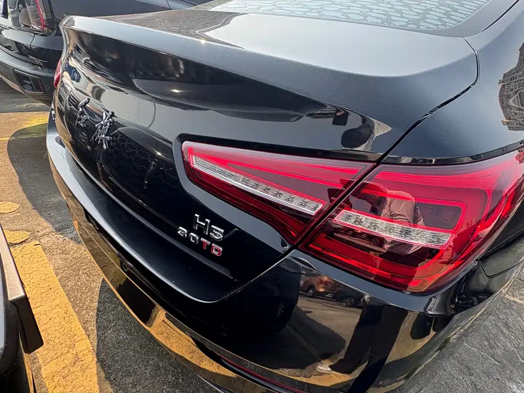 Hongqi Hongqi H5 — миниатюра 15