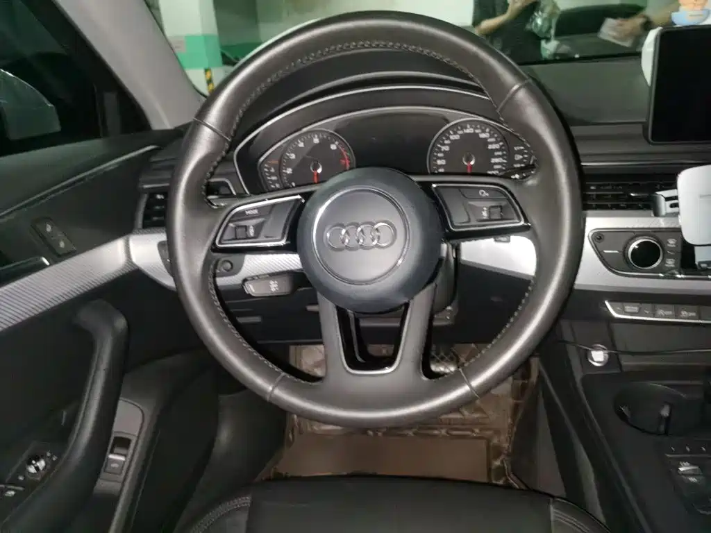 Audi A4L — миниатюра 3