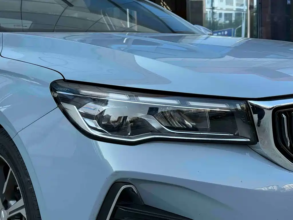 Geely Emgrand — миниатюра 7
