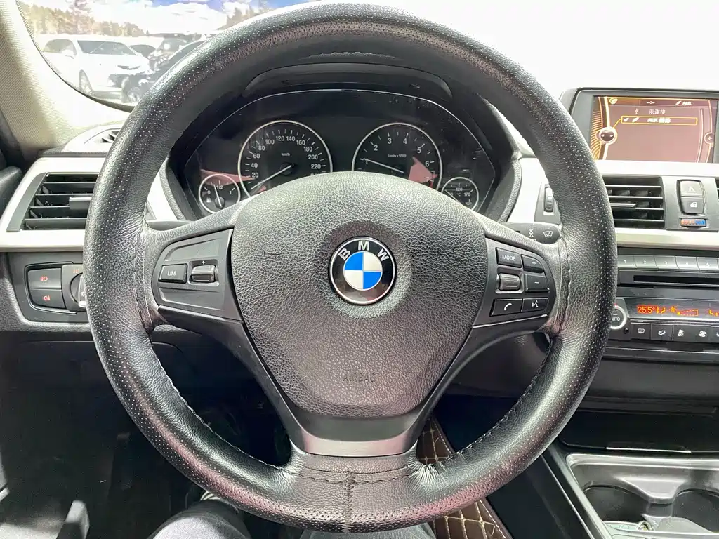BMW 3 Series — миниатюра 10