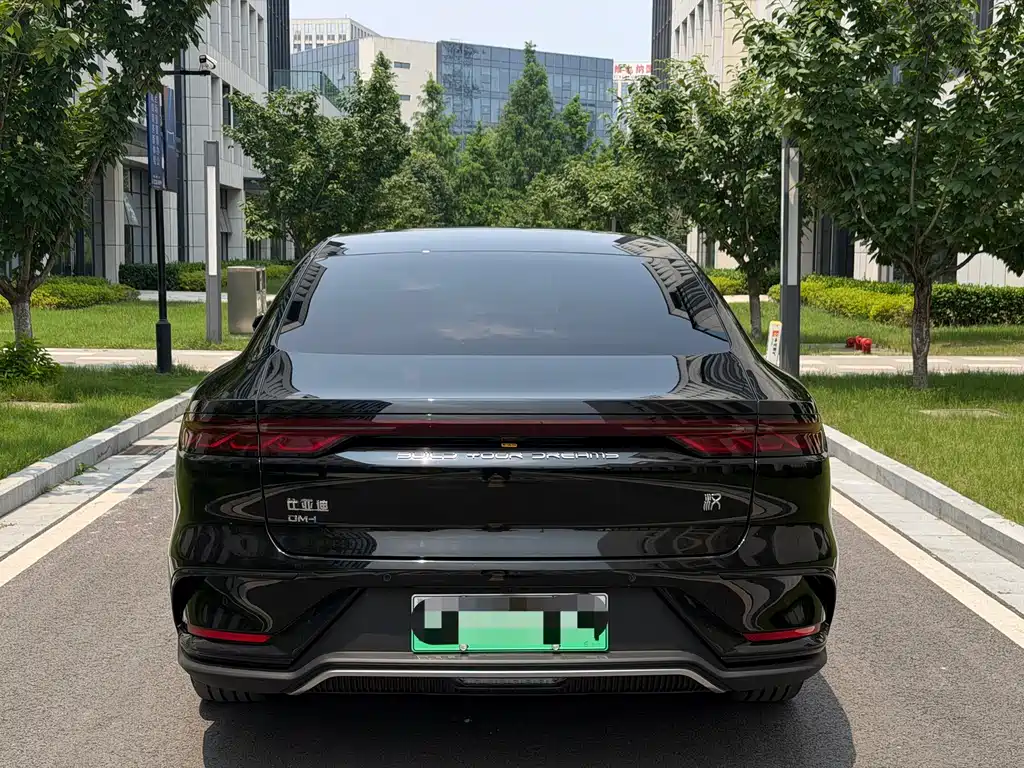 BYD Han 2023 DM-i Champion 121KM Premium