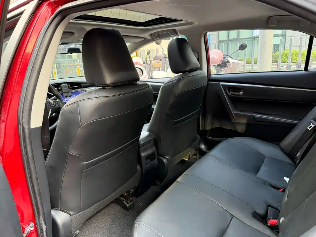 Toyota Corolla — миниатюра 11