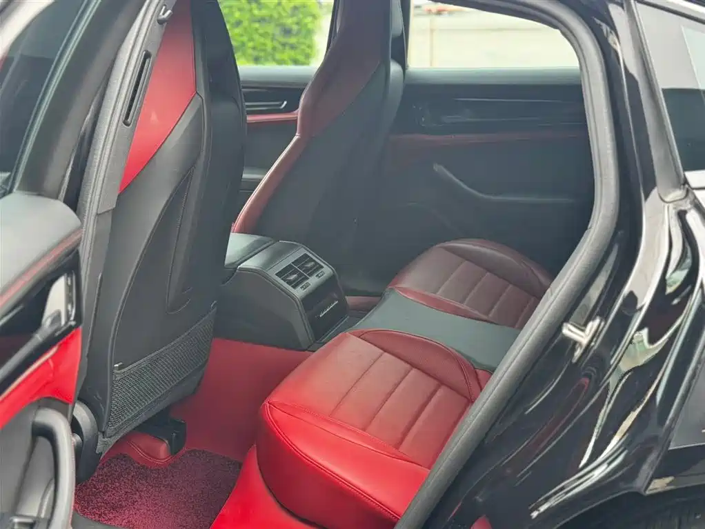 Porsche Panamera — миниатюра 14