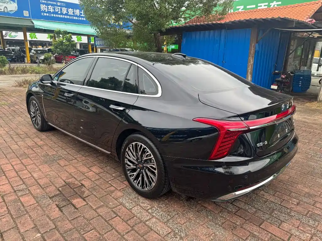Hongqi Hongqi H5 — миниатюра 14