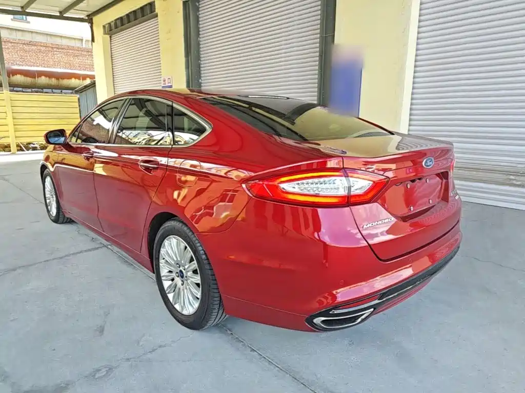Ford Mondeo — миниатюра 5