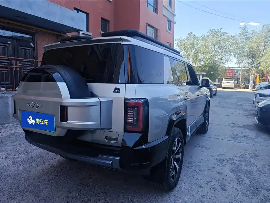 Fangchengbao Leopard 8 8 2025 Flagship 6 мест