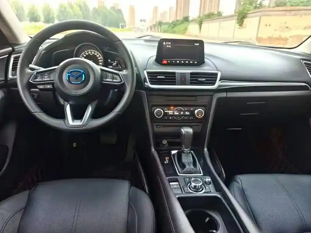 Mazda 3 Axela — миниатюра 6