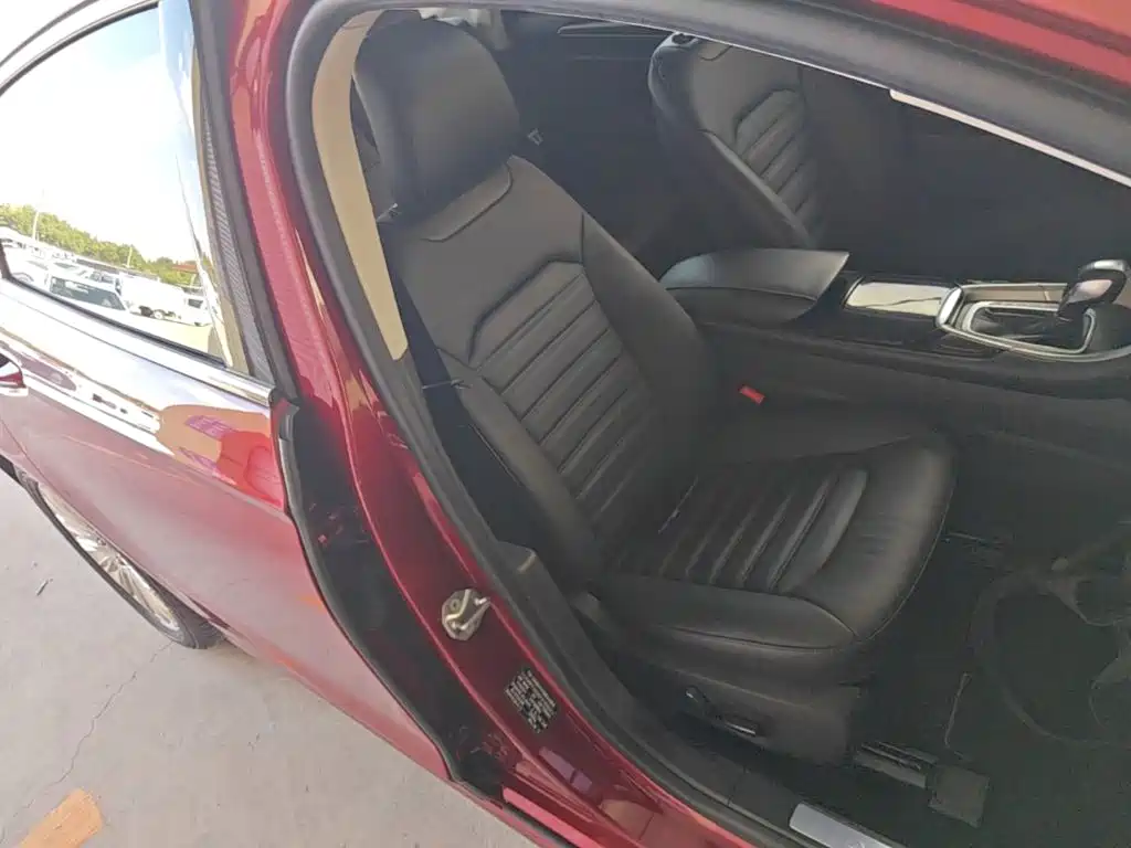 Ford Mondeo — миниатюра 25