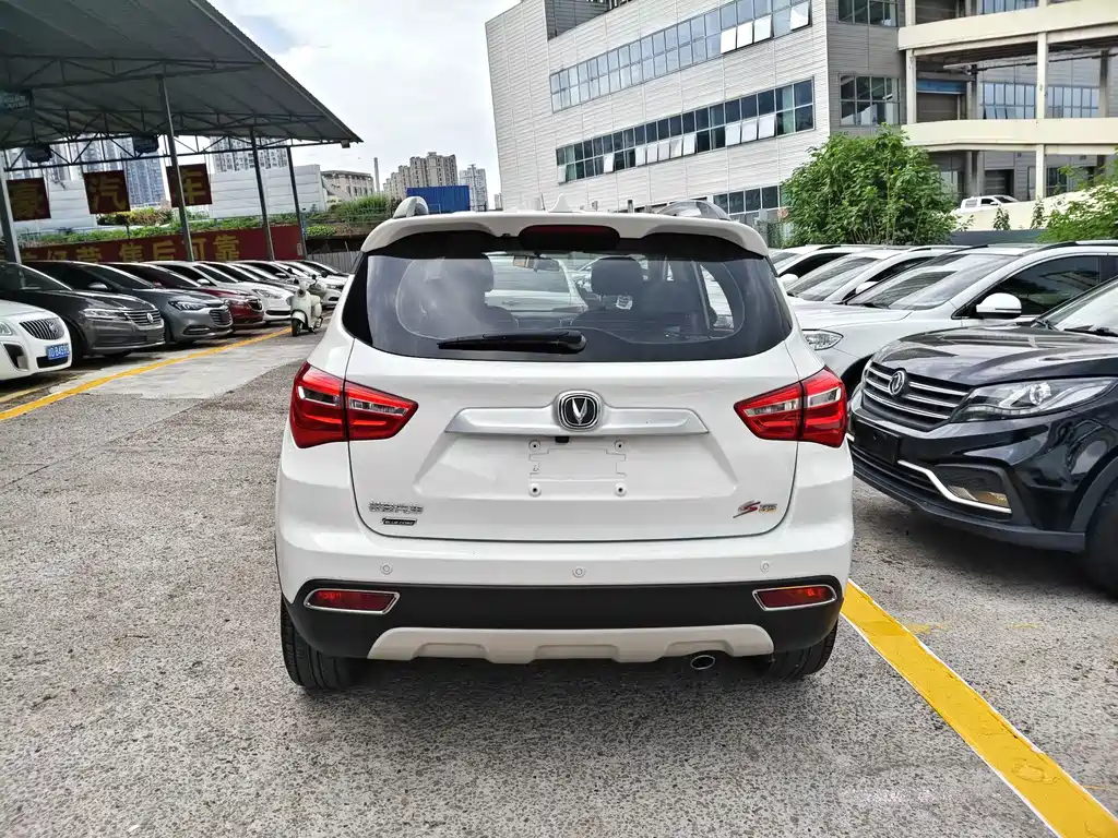 Changan CS35 — миниатюра 11