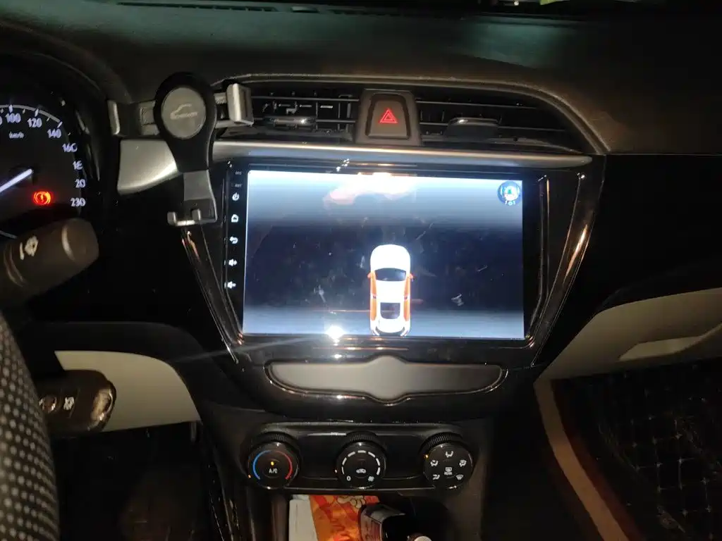 Buick Excelle — миниатюра 9