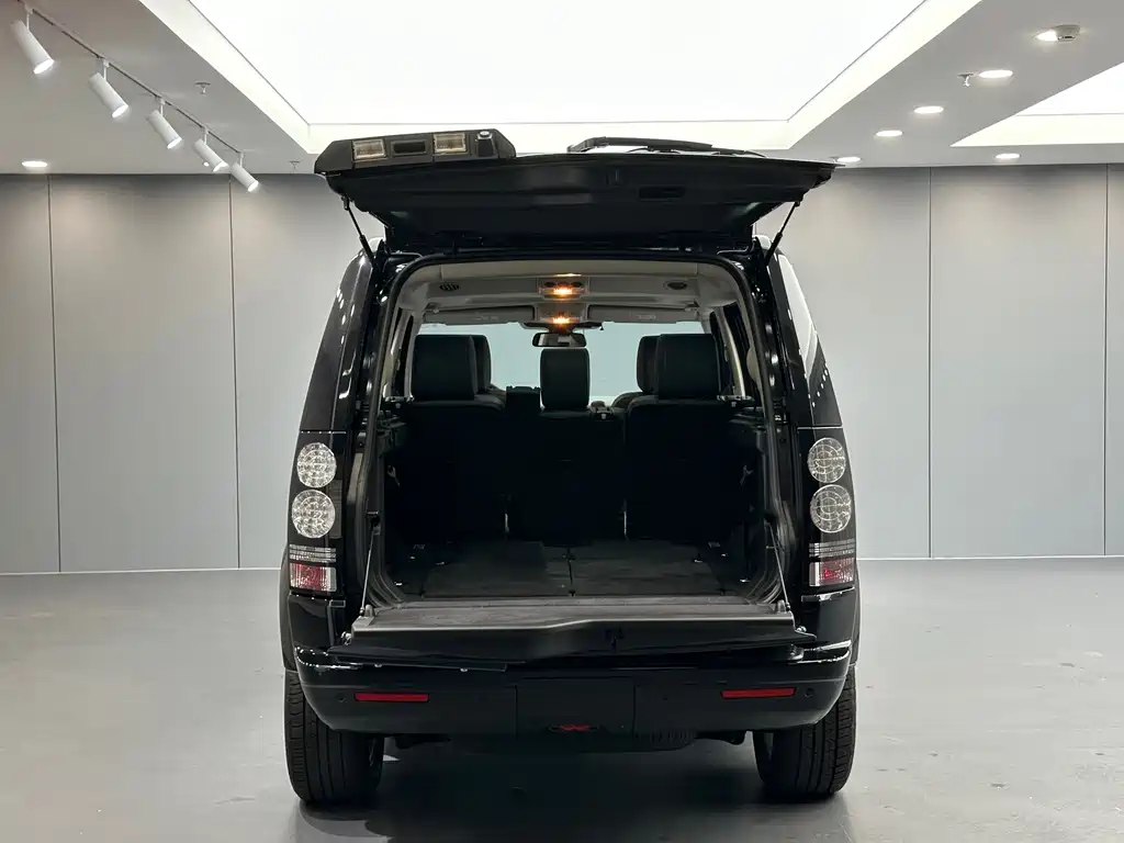 Land Rover Discovery — миниатюра 41