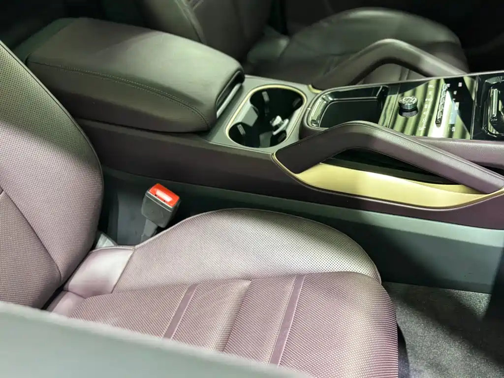 PORSCHE CAYENNE NEW ENERGY