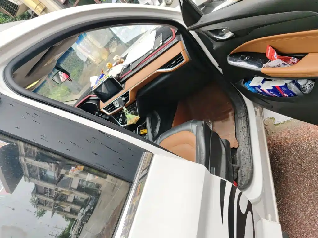 Wuling Hongguang S3 — миниатюра 20