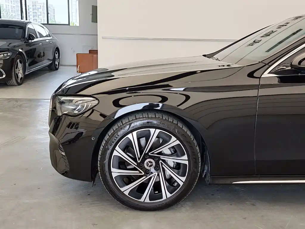 Mercedes-Benz E-Class E 2024 E 300 L Luxury