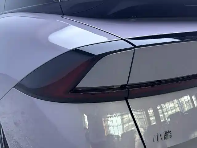 XPeng P7+ — миниатюра 12