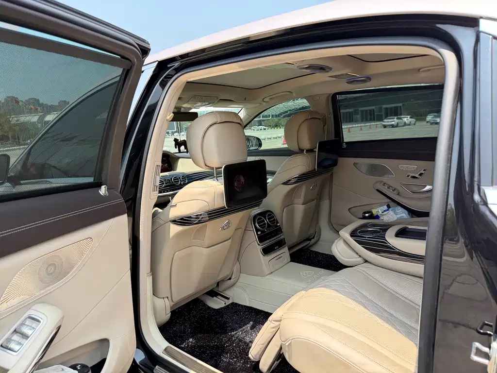 Mercedes-Benz S-Class — миниатюра 6
