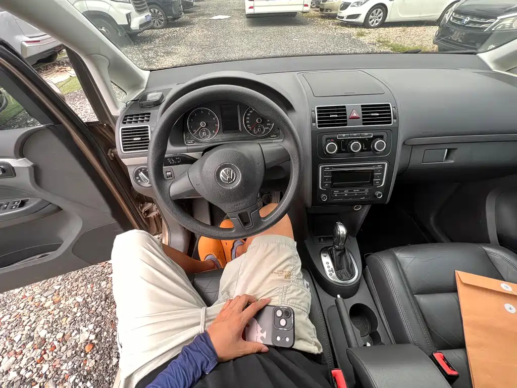 Volkswagen Touran — миниатюра 13