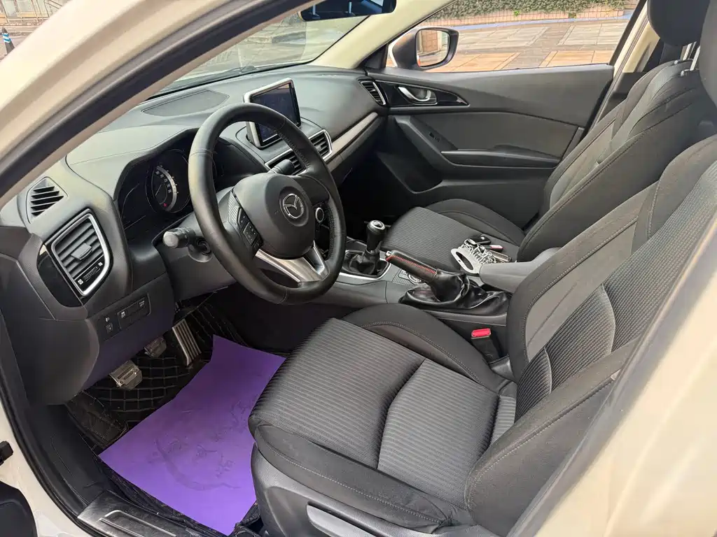Mazda 3 Axela — миниатюра 9
