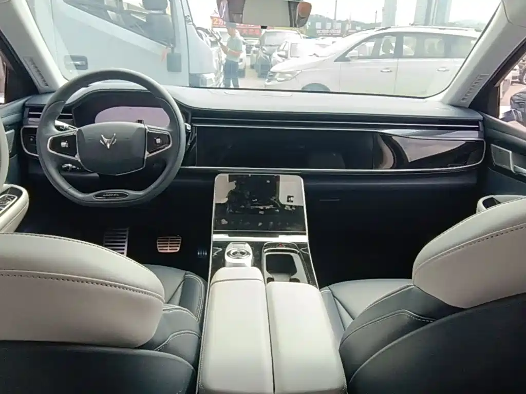 ARCFOX Alpha T — миниатюра 10