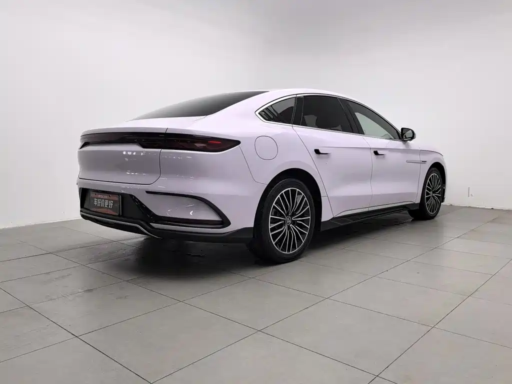 BYD Han — миниатюра 2