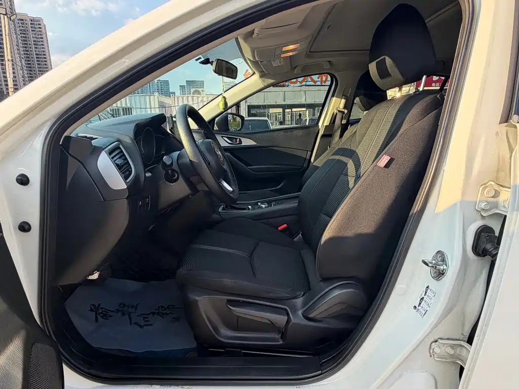 Mazda 3 Axela — миниатюра 4