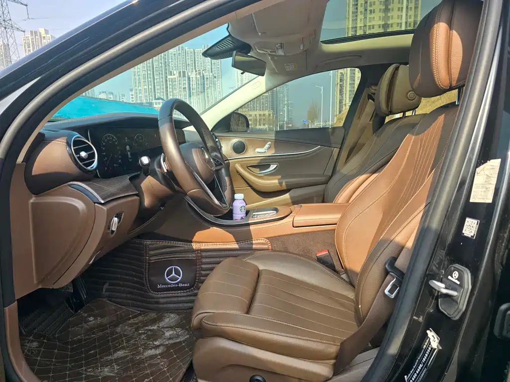 MERCEDES-BENZ E CLASS