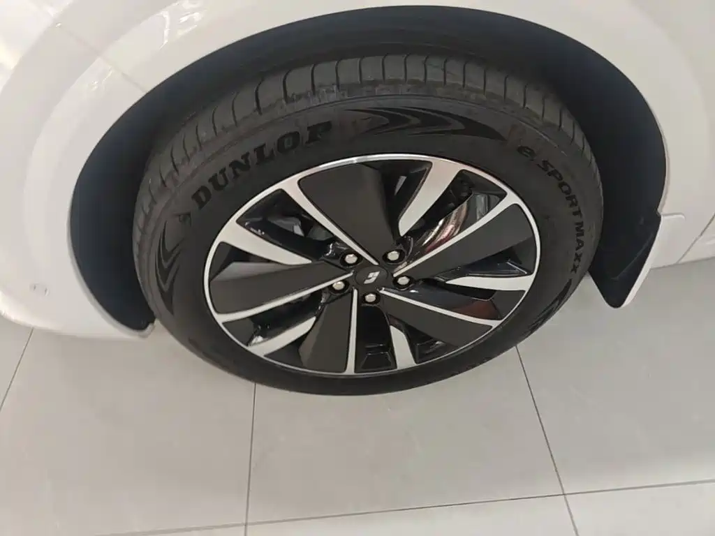 Li Auto Li L6 — миниатюра 23