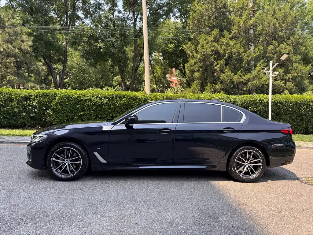 BMW 5 Series 5 2022 525Li M Sport