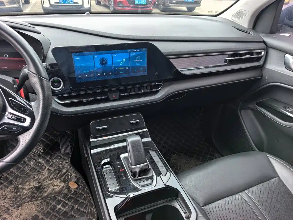 Wuling Victory — миниатюра 14
