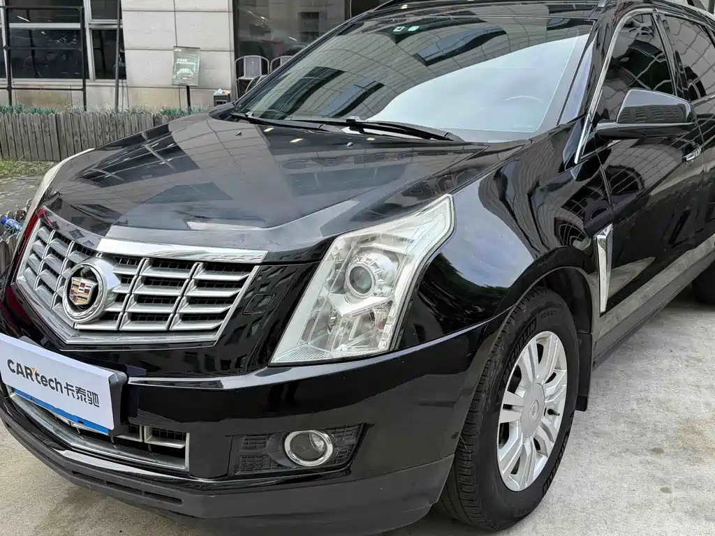 Cadillac SRX — миниатюра 5