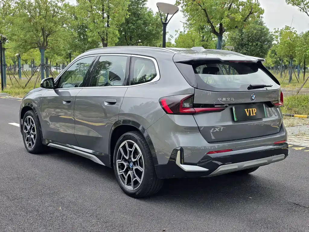 BMW iX1 — миниатюра 6