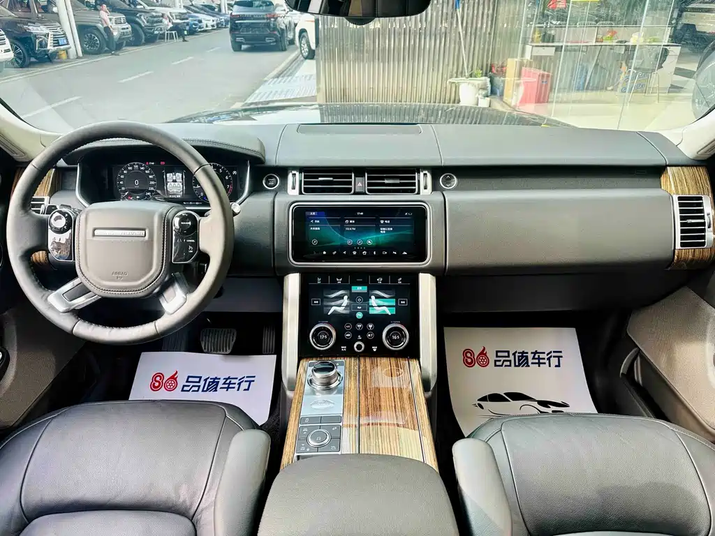 Land Rover Range Rover — миниатюра 6