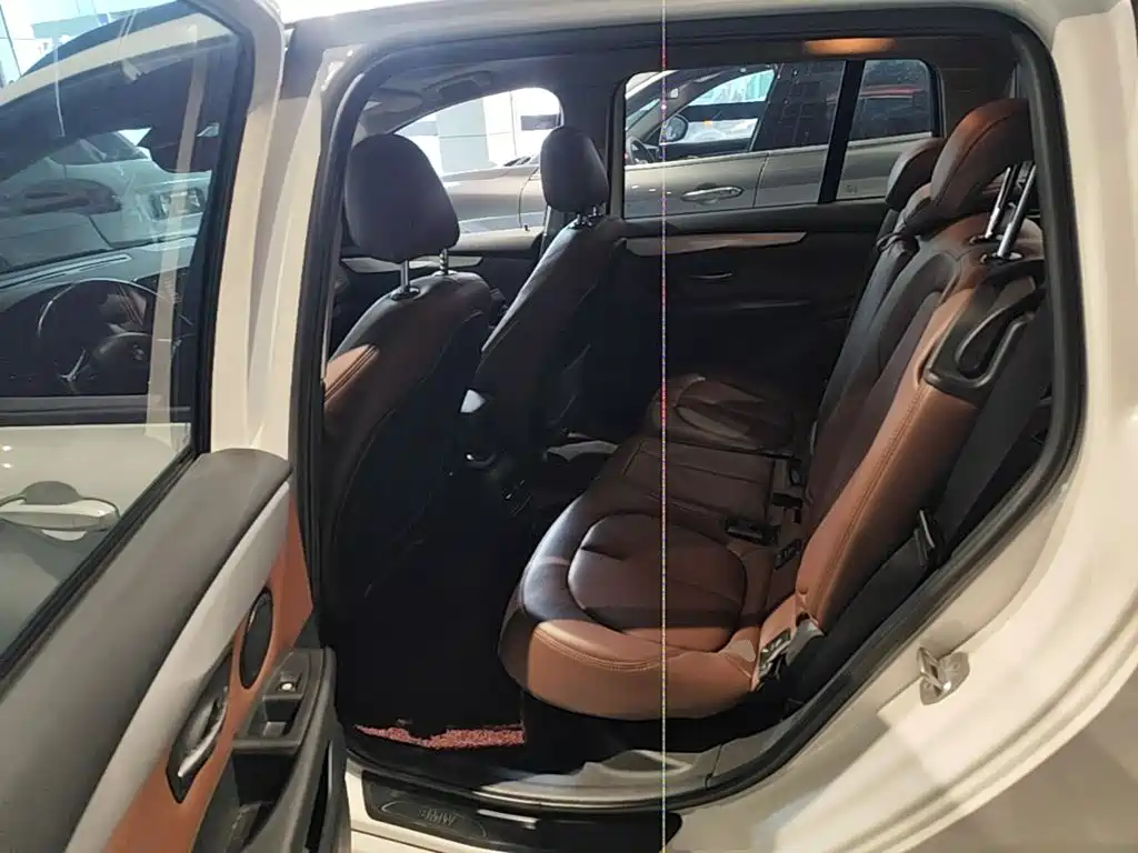 BMW 2 Series Gran Tourer — миниатюра 17