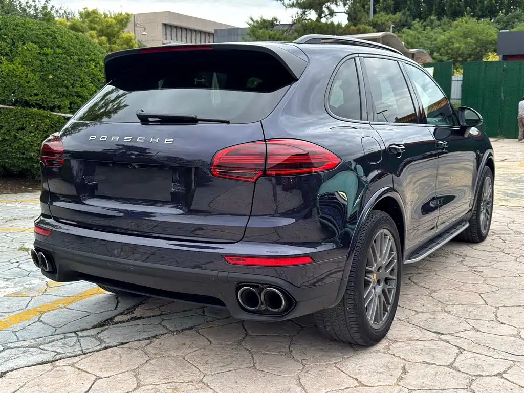Porsche Cayenne 2016 Cayenne Platinum Edition 3.0T