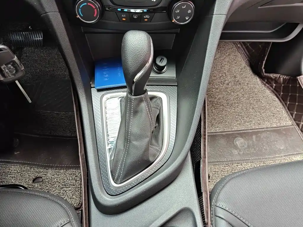 Buick Excelle — миниатюра 7