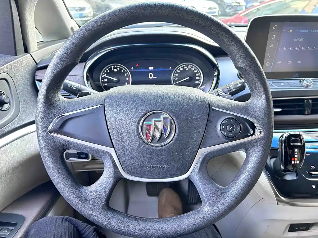 Buick GL8 — миниатюра 7