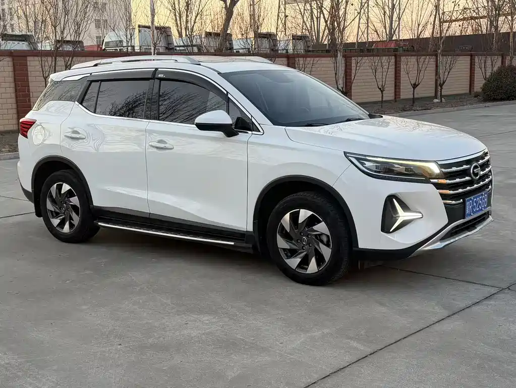 GAC TRUMPCHI GS4
