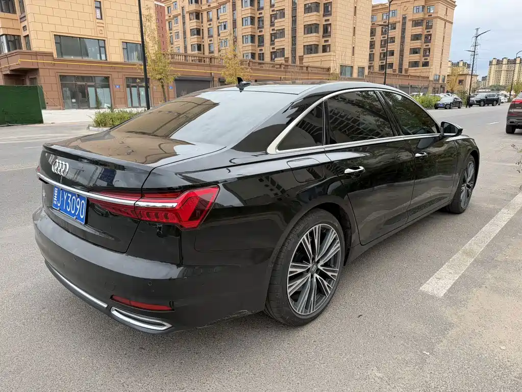 Audi A6L — миниатюра 4