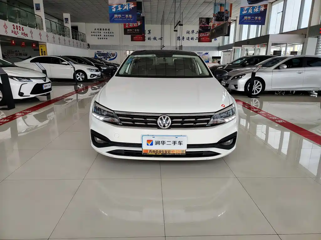 Volkswagen Lamando 2019 230TSI DSG VI