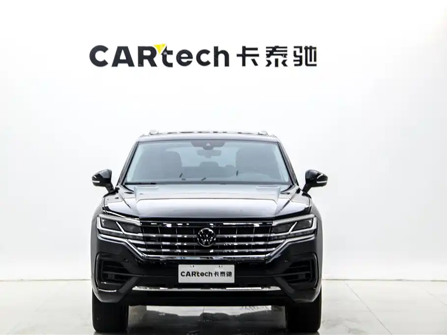 Volkswagen Touareg 2023 3.0TSI Sport