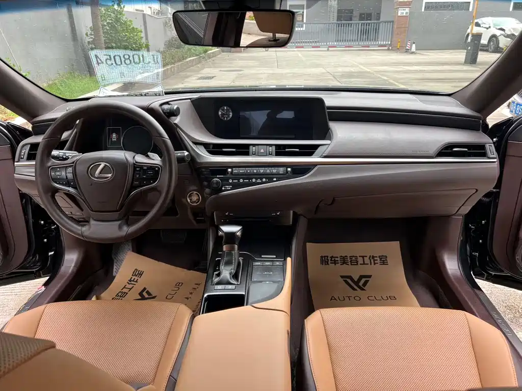 Lexus ES — миниатюра 5