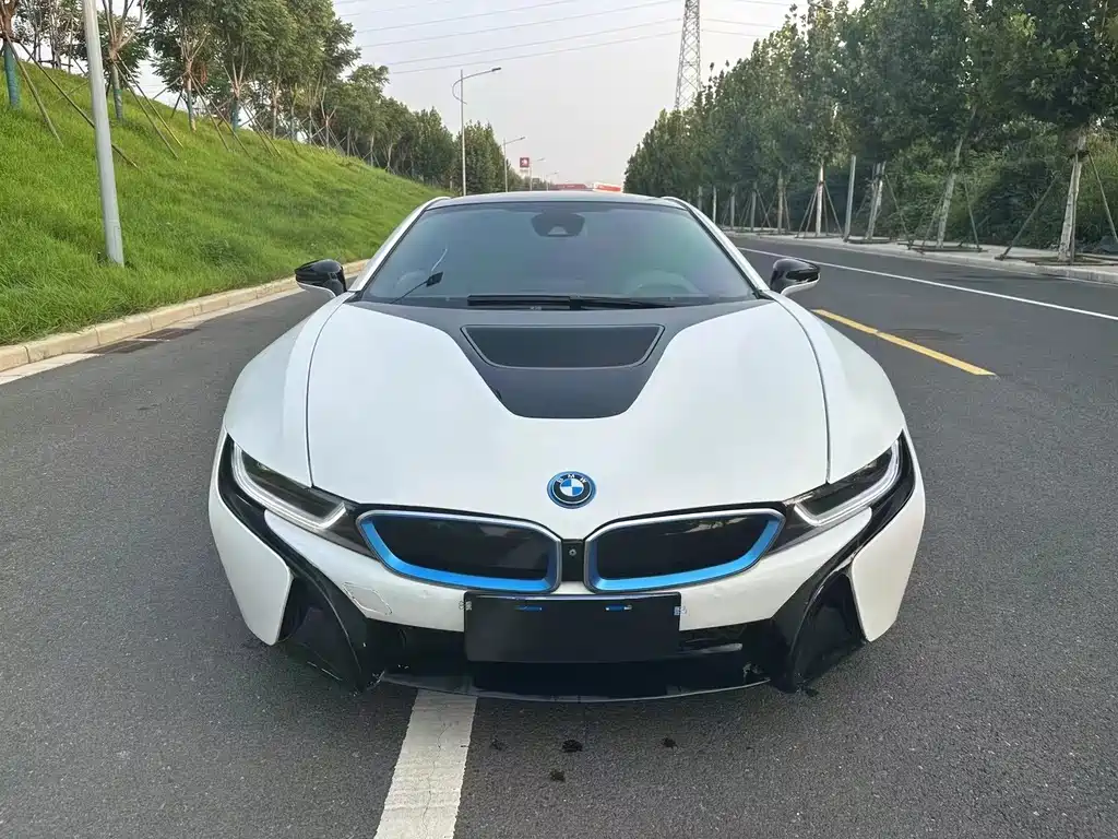 BMW i8 — миниатюра 2
