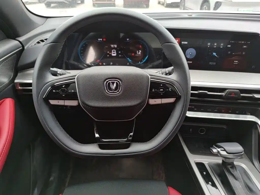 Changan CS35PLUS — миниатюра 11