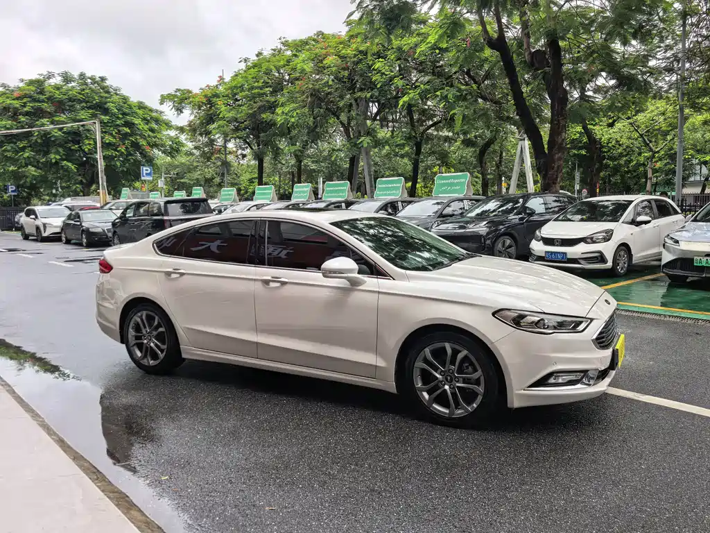 Ford Mondeo 2017 EcoBoost 245 Luxury Sport