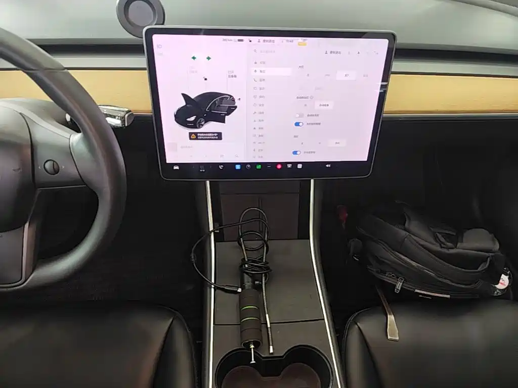 Tesla Model 3 — миниатюра 13