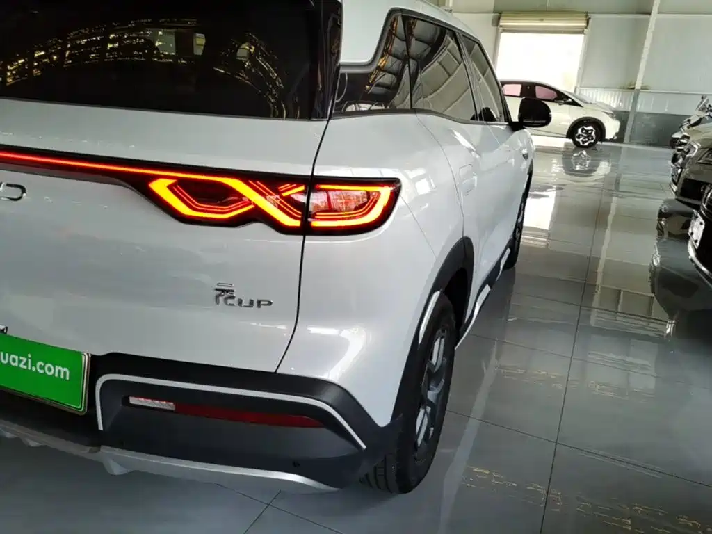 BYD Yuan UP — миниатюра 8
