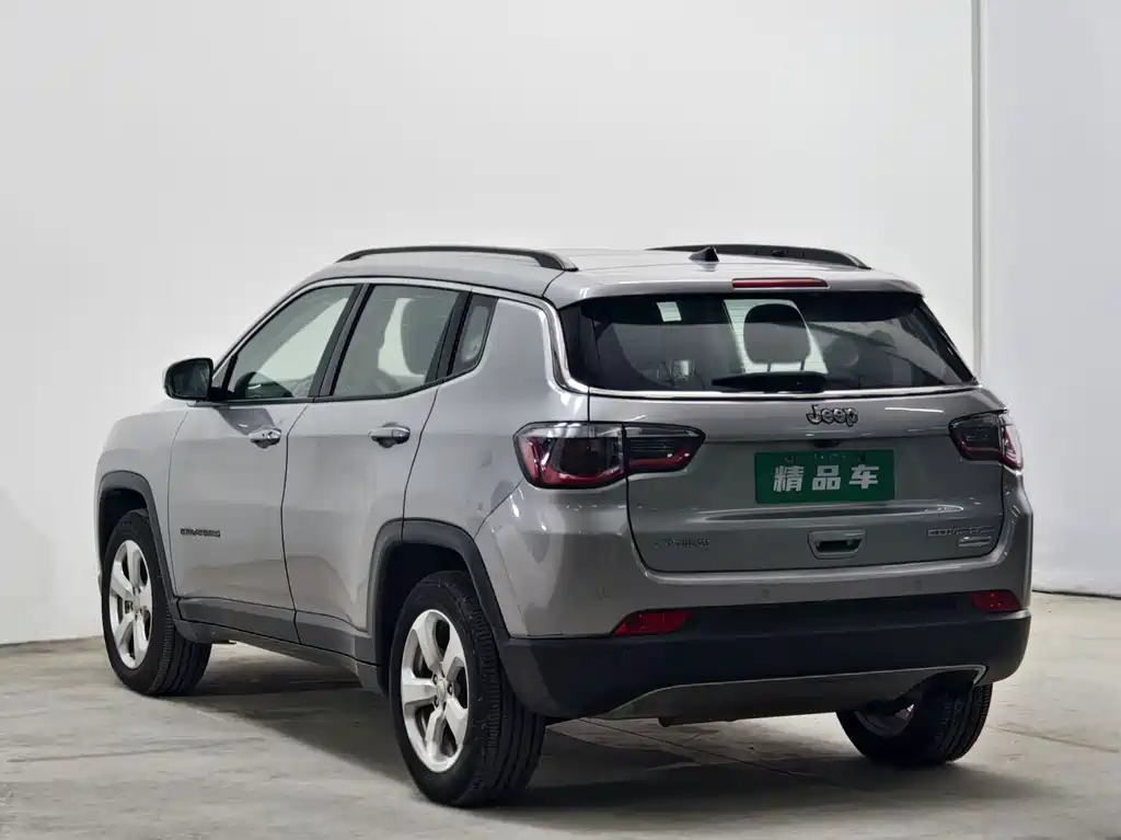 Jeep Compass — миниатюра 6