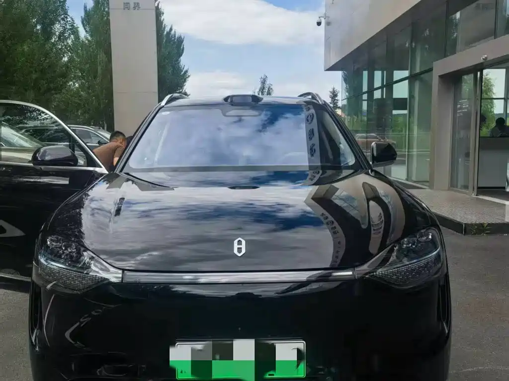 Aito M9 2025 Ultra 52kWh 5 мест (192 ）