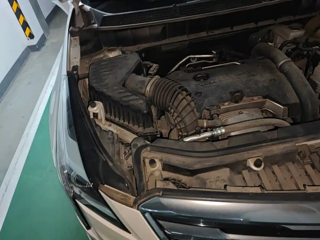 Cadillac XT5 — миниатюра 21