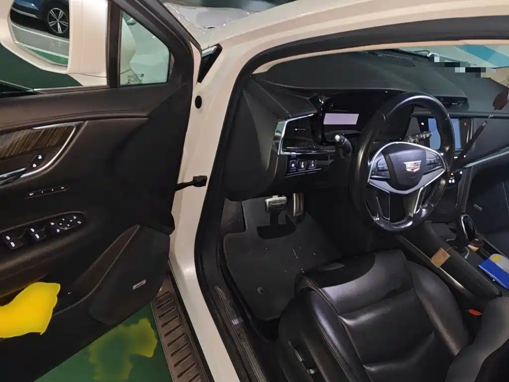 Cadillac XT5 — миниатюра 14